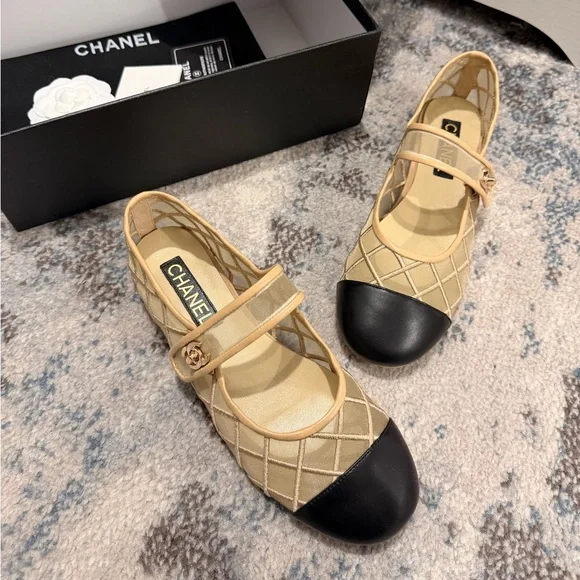 CHANEL Beige Mesh Ballet Flats - Picture 7 of 7